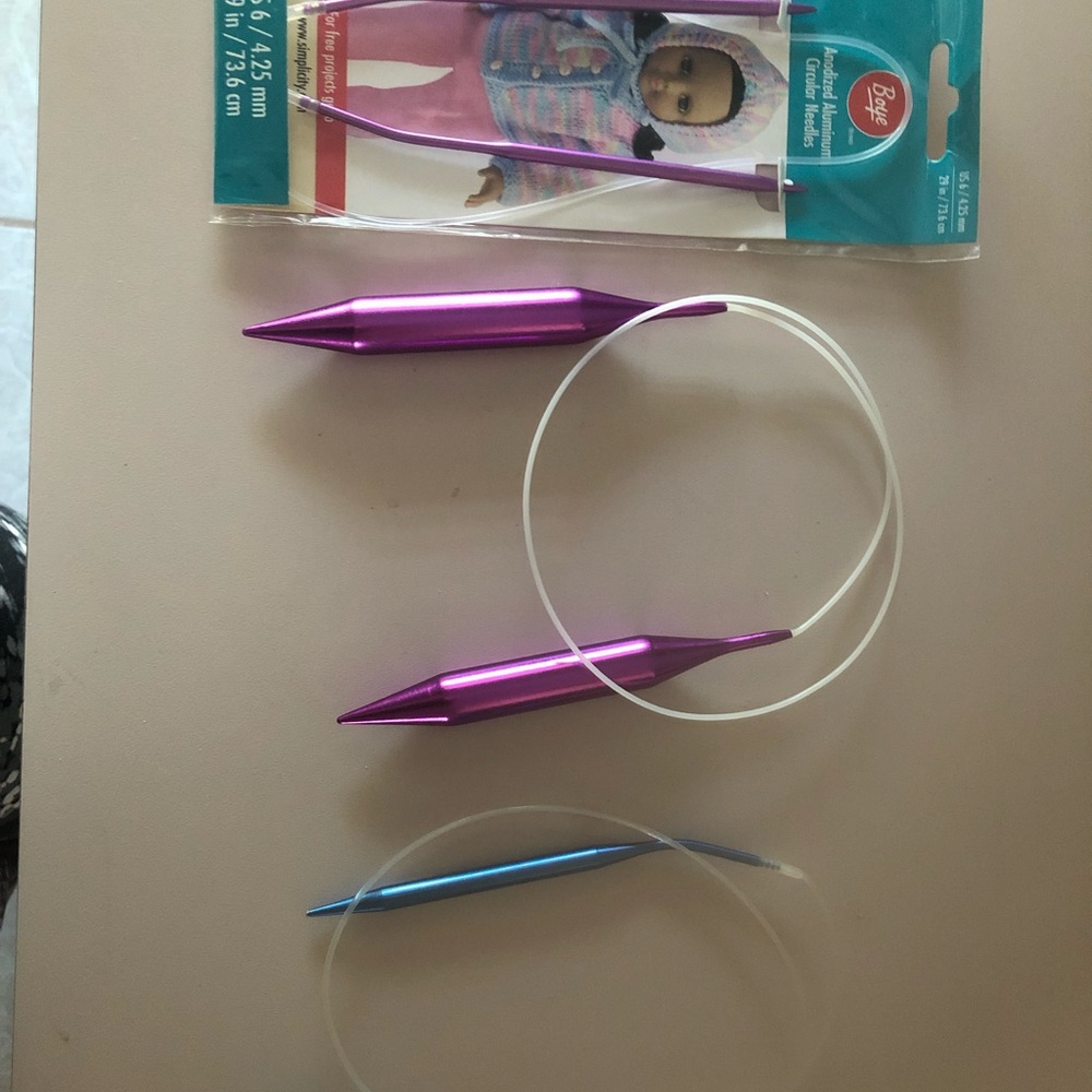 Knitting needles